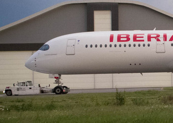 Plácido Domingo dará nombre al primer A350 de Iberia