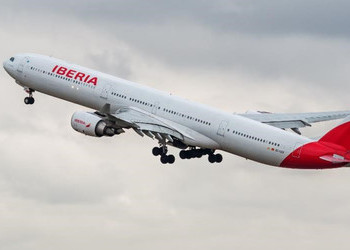 Iberia se suma al homenaje a Oswaldo Guayasamin