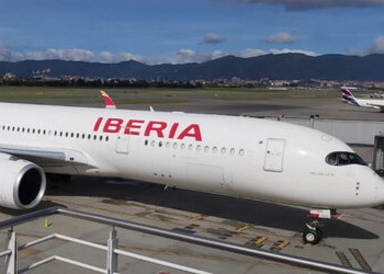Por primera vez, aterriza el Airbus A350 de Iberia en Bogotá con pasajeros
