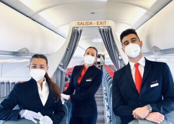 El Grupo Iberia ofrece vuelos regulares a 55 destinos de España y Europa en agosto