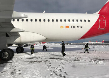 Iberia se centra en atender a los clientes y traer dos nuevos envíos de vacunas desde Bruselas 