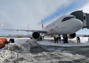 El viernes Iberia operará el 72 por ciento de sus vuelos por las limitaciones que todavía sufre el aeropuerto de Madrid