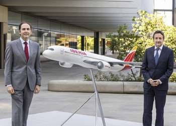 Repsol e Iberia firman un convenio para avanzar hacia una movilidad más sostenible