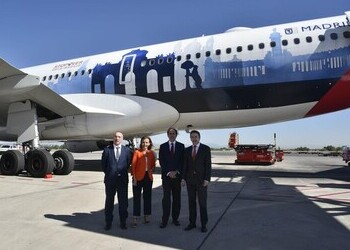 Iberia opera en colaboración con Repsol sus primeros vuelos de largo radio con biocombustible producido en España a partir de residuos