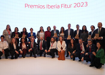Iberia premia en FITUR al Grupo Santander, Sacyr Latam, IAG7 Viajes y, en total, a 14 empresas, organizaciones y agencias de viajes