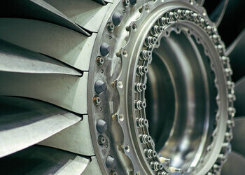 Iberia Mantenimiento se consolida en 2022 como centro de excelencia para el mantenimiento y reparación de los motores V2500