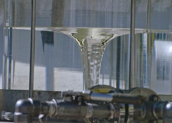 Iberia y Repsol firman un acuerdo con Inditex para emplear un 5% de SAF para el transporte de su carga aérea