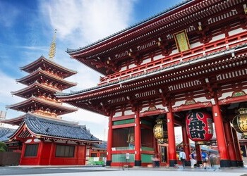 Iberia estrena mañana los vuelos a Tokio