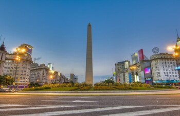 Iberia incrementa un 50 % su capacidad para volar a Buenos Aires el próximo invierno