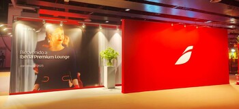 Iberia revalida su apuesta por la moda española en el 40 aniversario de la MBMFW