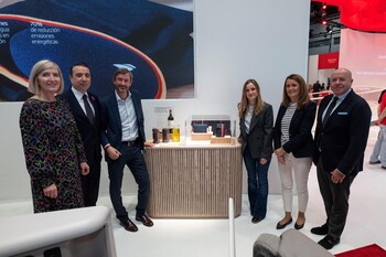 Presentamos en Fitur los nuevos neceseres sostenibles diseñados por Teresa Helbig