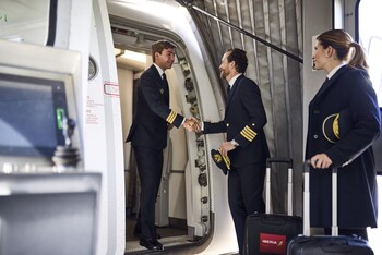 Iberia se sitúa en marzo como la cuarta aerolínea más puntual del mundo