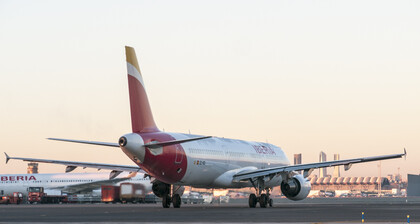 A321