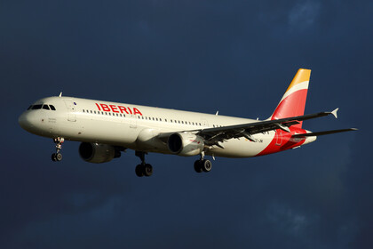 A321