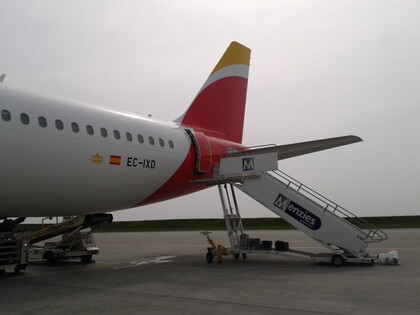 A321