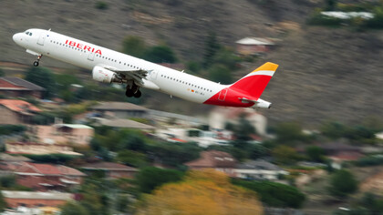 A321
