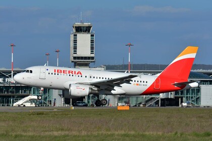 A319