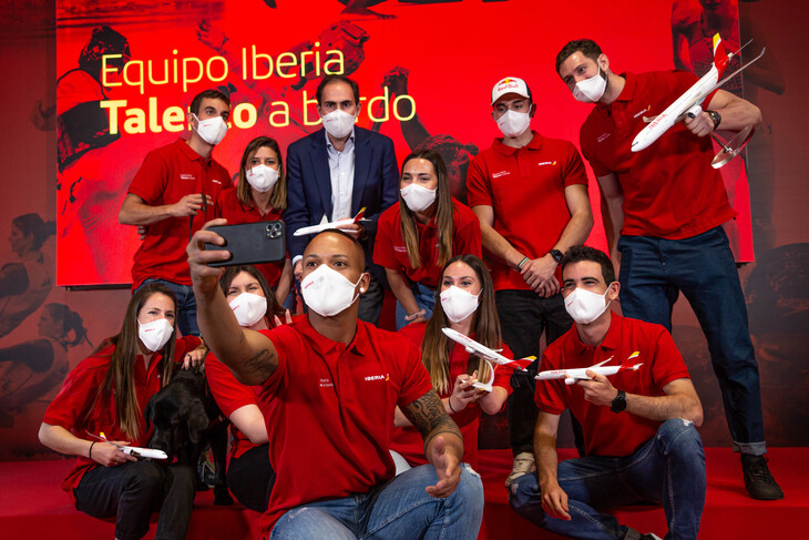 Equipo Iberia Talento a bordoX2A2445