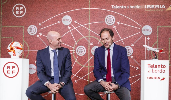 Firma acuerdo RFEF. Luis Rubiales y Javier Sánchez-Prieto